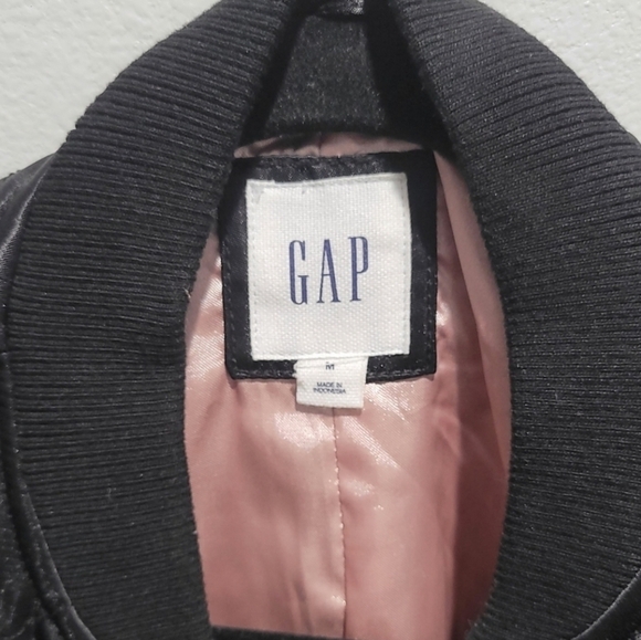 GAP black elongated quilted bomber jacket Size Medium - Picture 5 of 10